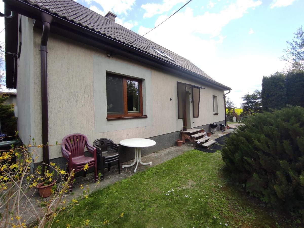 Apartamenty Z Ogrodem Nr 2 Typu Studio Mragowo Exterior photo